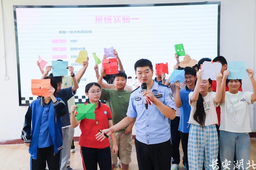 青山区分局-开学第一课2.png