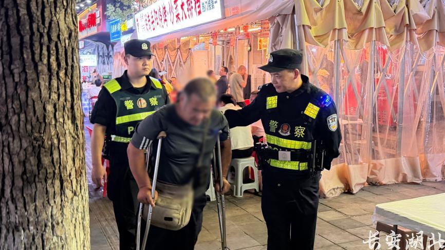 青山区分局-“漳州110”精神在这条烟火街巷里走成了日常10.png
